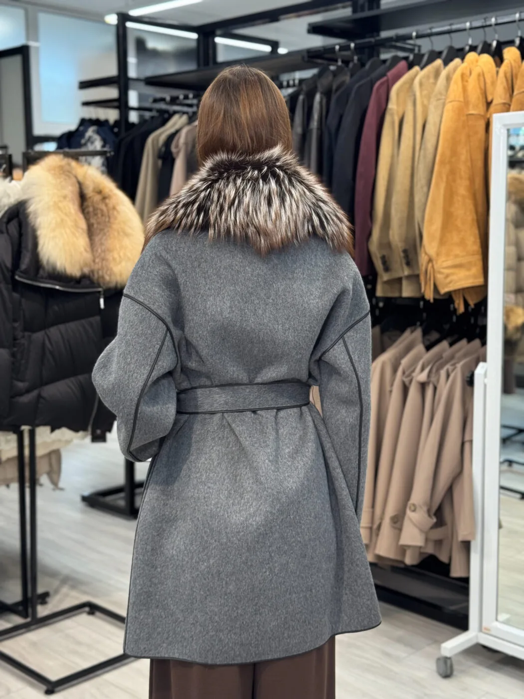 Пальто Лума с мехом лисицы, графит